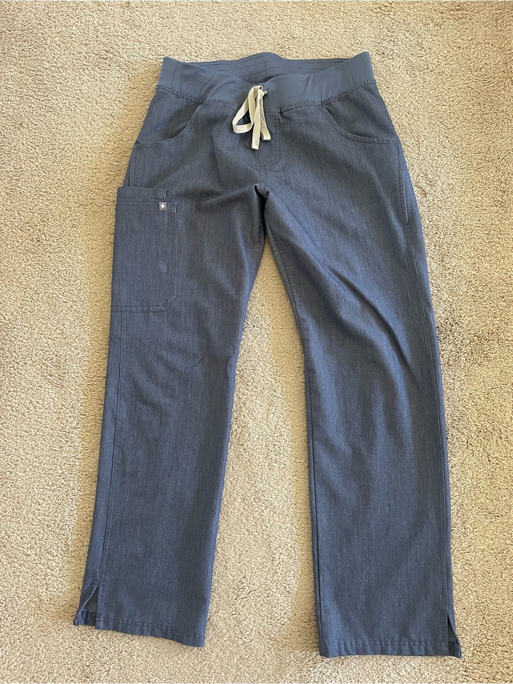 Women’s Figs Kade Cargo SMALL Pants in Slate Blue